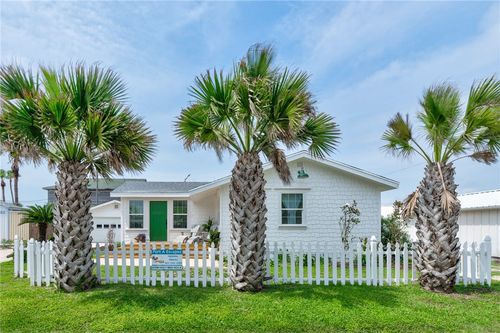 416 E Avenue B, Port Aransas, TX, 78373-5299 | Card Image