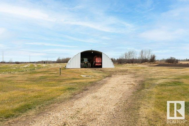 240048 Township Road 630, House other with 6 bedrooms, 4 bathrooms and null parking in Rochester AB | Image 6