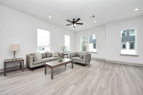 5321 Kindred St, Houston, TX, 77049 | Card Image