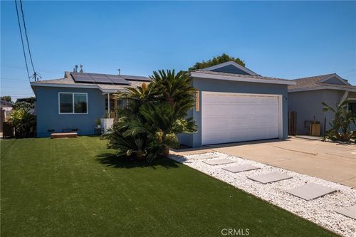 16916 S Catalina Ave, Gardena, CA, 90247-5523 | Card Image