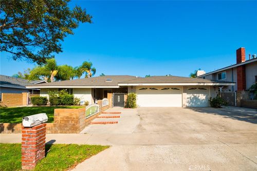 3830 Madonna Dr, Fullerton, CA, 92835-1228 | Card Image