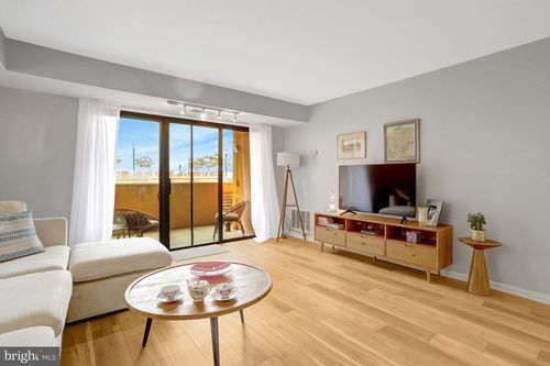 apt-1108-1301 N Courthouse Rd, ARLINGTON, VA, 22201-2536 | Card Image