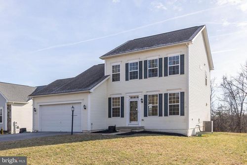 1011 W Masters Drive, CROSS JUNCTION, VA, 22625 | Card Image