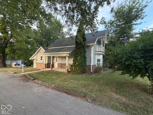 207 E Park St, Trafalgar, IN, 46181 | Card Image