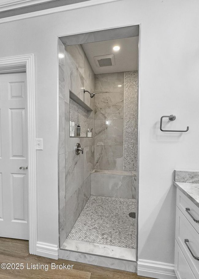 5019 Caerlson Ln, House other with 2 bedrooms, 2 bathrooms and null parking in Louisville KY | Image 21