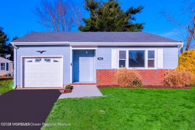 102 Hatfield Court, Home with 2 bedrooms, 2 bathrooms and null parking in Toms River NJ | Image 1