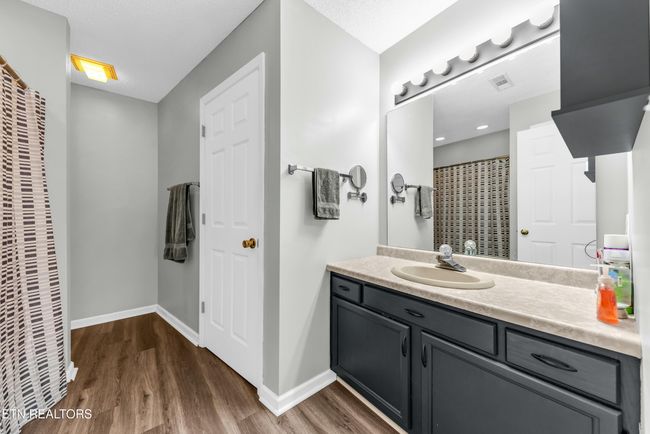 5017 Griffins Gate Ln, House other with 2 bedrooms, 2 bathrooms and null parking in Knoxville TN | Image 4