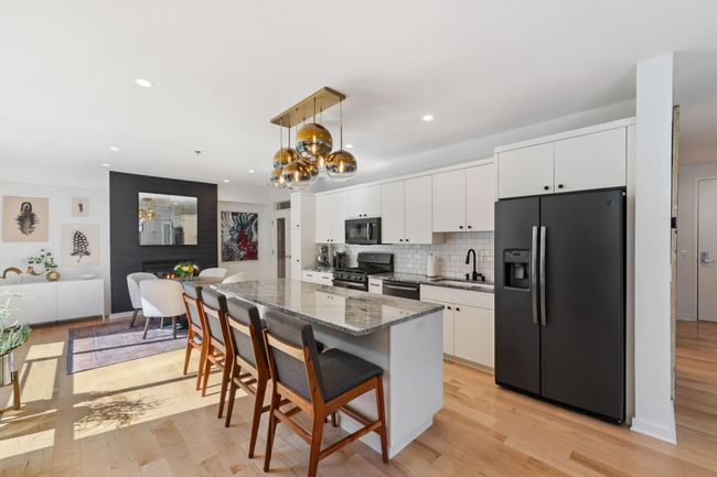 UNIT-211 - 3104 W Lake St, Condo with 2 bedrooms, 2 bathrooms and null parking in Minneapolis MN | Image 9