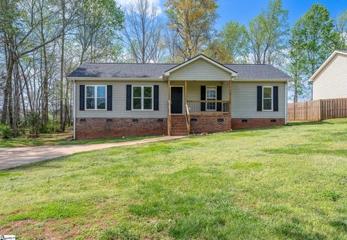 104 Jacqueline Rd, Piedmont, SC, 29673-7000 | Card Image