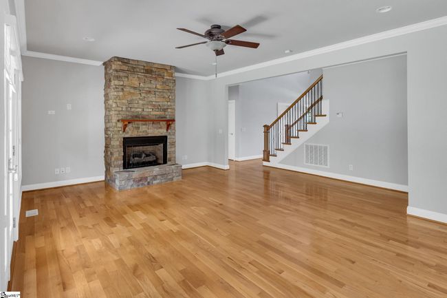 528 Carolee Way, House other with 5 bedrooms, 4 bathrooms and 3 parking in Greer SC | Image 5