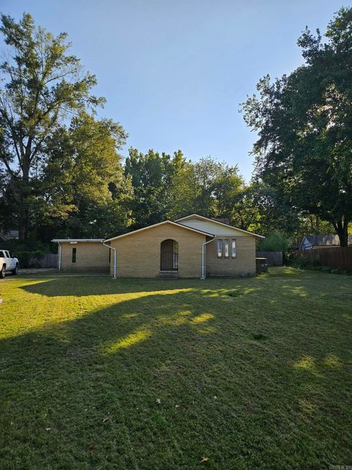 1018 Homecrest Dr, Piggott, AR, 72454-1021 | Card Image