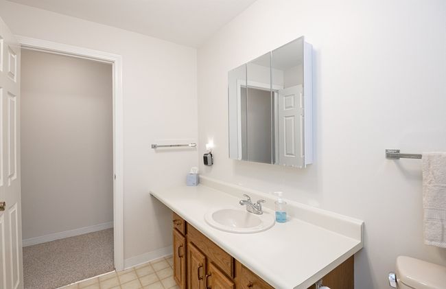 E - 63 Proctor St, Condo with 2 bedrooms, 2 bathrooms and 1 parking in Salem MA | Image 28