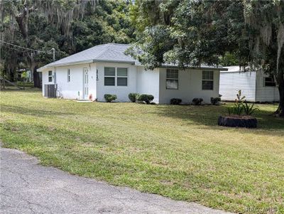 2720 N Lakefront Drive, House other with 2 bedrooms, 1 bathrooms and null parking in Hernando FL | Image 2