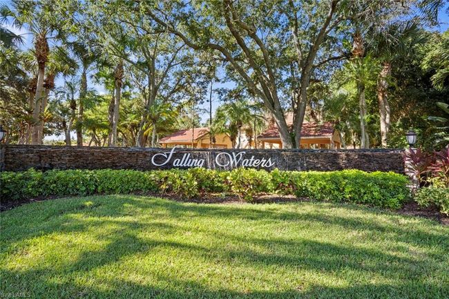 APT-5401 - 1972 Cascades Dr, Condo with 3 bedrooms, 2 bathrooms and 1 parking in NAPLES FL | Image 40