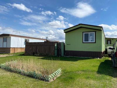 4411 46a Ave, House detached with 3 bedrooms, 2 bathrooms and 4 parking in Rycroft AB | Image 1