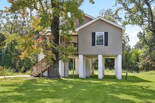 7130 Comite Dr, Baker, LA, 70714-6011 | Card Image