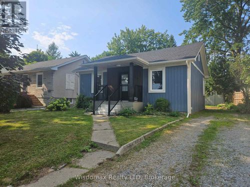 6245 Churchill St, Niagara Falls, ON, L2G2X5 | Card Image