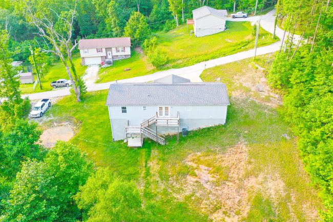 15 April Ln, House other with 5 bedrooms, 2 bathrooms and null parking in Corbin KY | Image 21