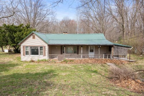14307 Darrow Road, Vermilion, OH, 44089 | Card Image