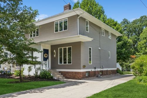 319 Hutchinson Ave, Iowa City, IA, 52246-2407 | Card Image
