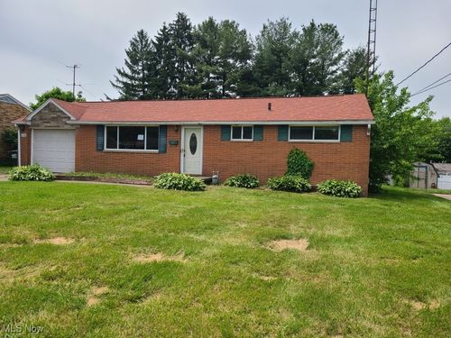 213 Fernwood Blvd, Alliance, OH, 44601-2123 | Card Image