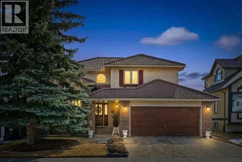 115 Strathaven Cir Sw, Calgary, AB, T3H2K8 | Card Image