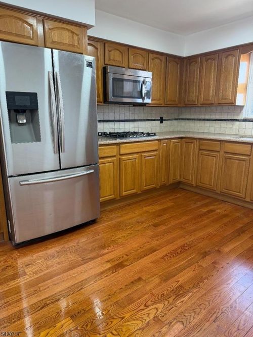 2-2538 Spruce St, Union, NJ, 07083-5633 | Card Image