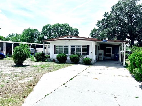 8109 Little Tee Ln, Brooksville, FL, 34613-5545 | Card Image