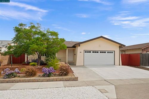 177 Brophy St, American Canyon, CA, 94503-1315 | Card Image