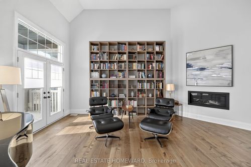 3329 Vernon Powell Dr, Oakville, ON, L6H0Y4 | Card Image
