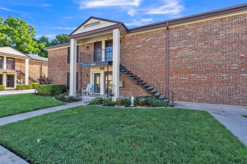 611-4024 Ridglea Country Club Dr, Fort Worth, TX, 76126-2336 | Card Image