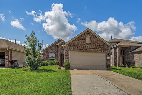 16534 Twinwalker Dr, Houston, TX, 77049-3164 | Card Image