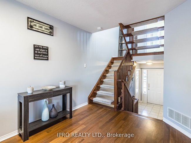 182 Highbury Dr, House attached with 3 bedrooms, 3 bathrooms and 4 parking in Stoney Creek ON | Image 10