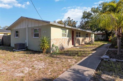 8040 47th Ave N, St Petersburg, FL, 33709-2202 | Card Image