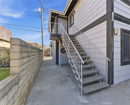 208 S West St, Anaheim, CA, 92805-3569 | Card Image