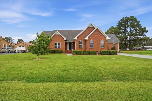 8 Randolph Drive, Windsor, VA, 23487 | Card Image