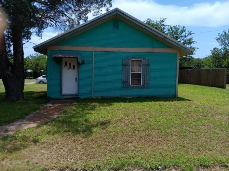 Archer St, Jacksboro, TX 76458