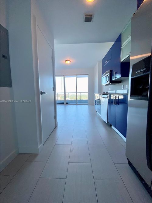 apt-1809-60 Sw 13th St, Miami, FL, 33130-4350 | Card Image