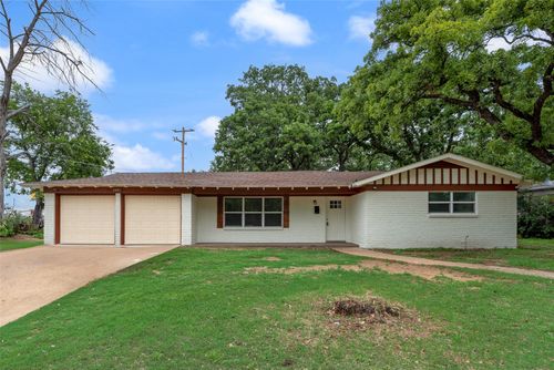 6401 Normandy Road, Fort Worth, TX, 76112 | Card Image