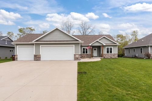 4770 N Vincent Drive, GRAND CHUTE, WI, 54913 | Card Image