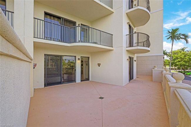 East View Out-Door Patio | Image 27
