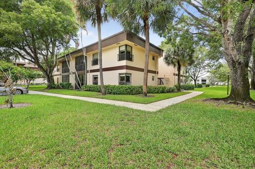 1738-2652 Carambola Cir N, Coconut Creek, FL, 33066-2432 | Card Image