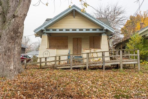 1629 New York Ave, Flint, MI, 48506-3330 | Card Image
