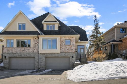 224 Knudson Drive, Kanata, ON, K2K2N7 | Card Image