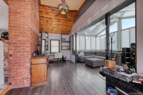 29 Vans Ter, Lake Katrine, NY, 12449-5206 | Card Image