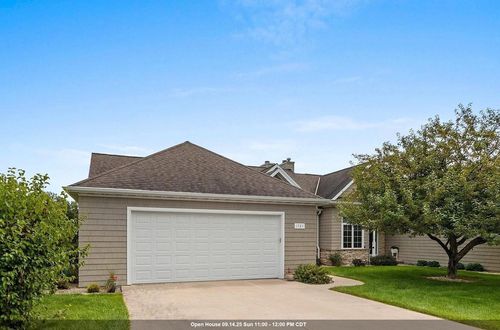 1721 Remington Ridge Way, LEDGEVIEW, WI, 54115 | Card Image