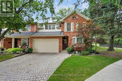32-5 Carn Castle Gate, St. Catharines (Lakeshore), ON, L2N5V4 | Card Image