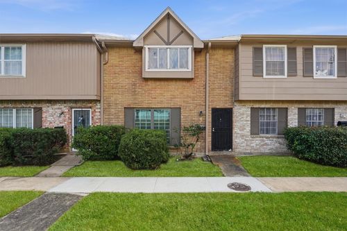 2447-12447 Sharpview Dr, Houston, TX, 77072-2218 | Card Image