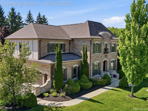 55951 Ashbrooke Dr W, Shelby Township, MI, 48316-5578 | Card Image