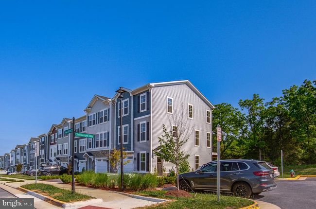 135 Wake Robin Ct, Townhouse with 3 bedrooms, 4 bathrooms and null parking in LAKE FREDERICK VA | Image 7